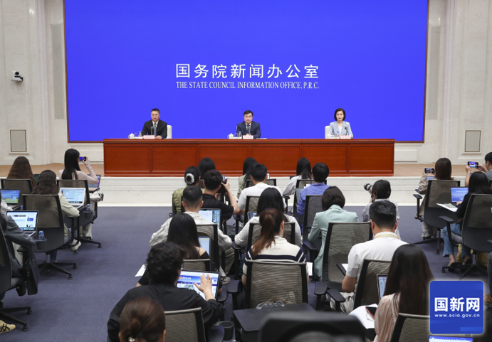 国新办举行新闻发布会 介绍2026年5月份国民经济运行情况